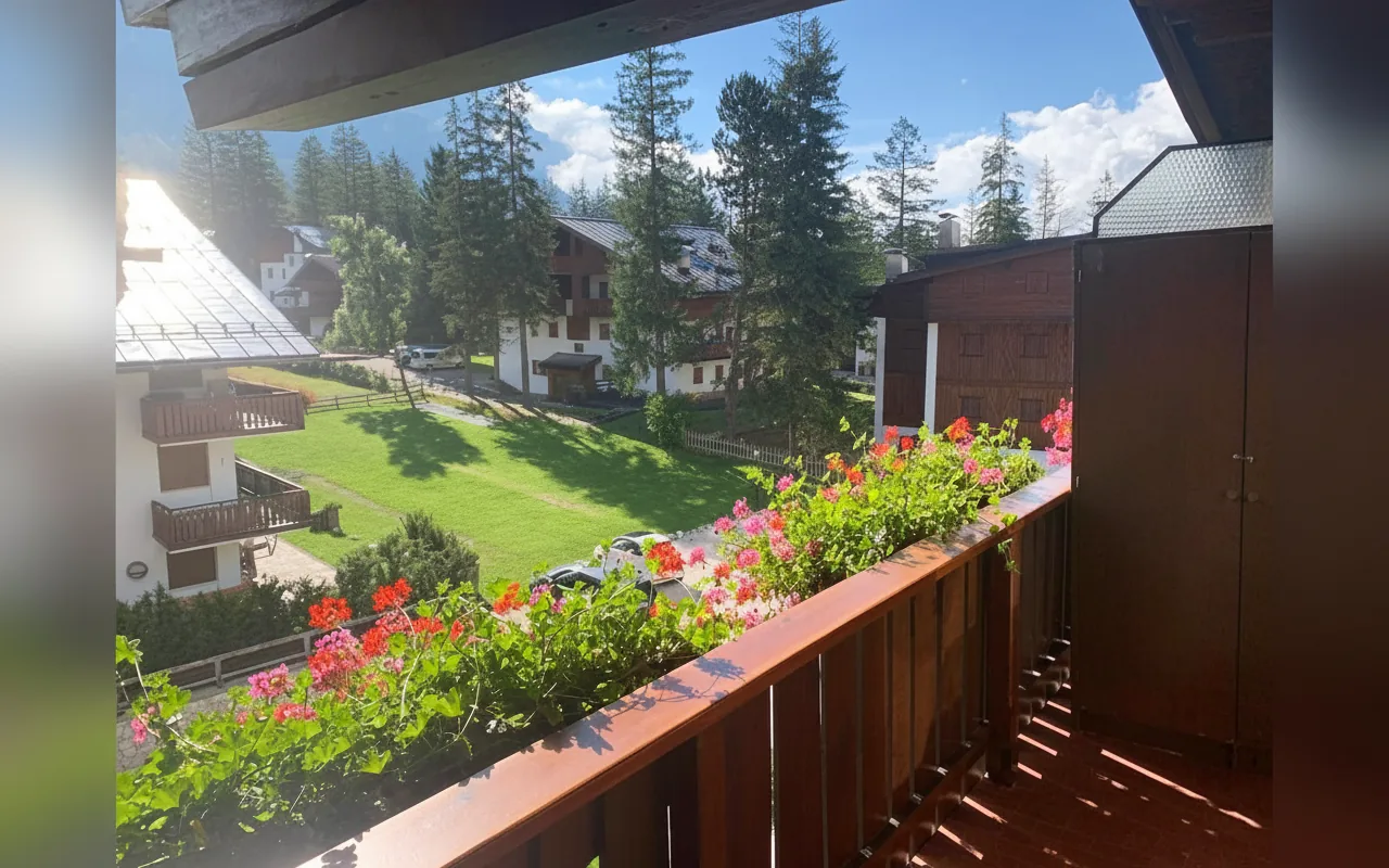 Esterni di cortina beautiful apartment, Cortina d'Ampezzo (Veneto) (foto 9)